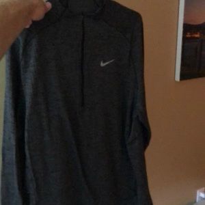 Nike pullover